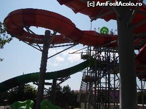 [P12] aquapark » foto by stefi16
 - 
<span class="allrVoted glyphicon glyphicon-heart hidden" id="av552341"></span>
<a class="m-l-10 hidden" id="sv552341" onclick="voting_Foto_DelVot(,552341,979)" role="button">șterge vot <span class="glyphicon glyphicon-remove"></span></a>
<a id="v9552341" class=" c-red"  onclick="voting_Foto_SetVot(552341)" role="button"><span class="glyphicon glyphicon-heart-empty"></span> <b>LIKE</b> = Votează poza</a> <img class="hidden"  id="f552341W9" src="/imagini/loader.gif" border="0" /><span class="AjErrMes hidden" id="e552341ErM"></span>