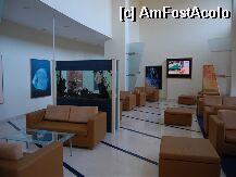 [P1x] Hol-lobby bar » foto by marcopolo
 - 
<span class="allrVoted glyphicon glyphicon-heart hidden" id="av2585"></span>
<a class="m-l-10 hidden" id="sv2585" onclick="voting_Foto_DelVot(,2585,1017)" role="button">șterge vot <span class="glyphicon glyphicon-remove"></span></a>
<a id="v92585" class=" c-red"  onclick="voting_Foto_SetVot(2585)" role="button"><span class="glyphicon glyphicon-heart-empty"></span> <b>LIKE</b> = Votează poza</a> <img class="hidden"  id="f2585W9" src="/imagini/loader.gif" border="0" /><span class="AjErrMes hidden" id="e2585ErM"></span>