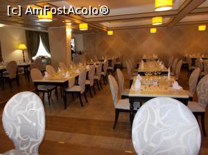 [P07] restaurantul Asiatic, plin de eleganta si cu cea mai buna mancata in acest sejur » foto by riana784
 - 
<span class="allrVoted glyphicon glyphicon-heart hidden" id="av807061"></span>
<a class="m-l-10 hidden" id="sv807061" onclick="voting_Foto_DelVot(,807061,1077)" role="button">șterge vot <span class="glyphicon glyphicon-remove"></span></a>
<a id="v9807061" class=" c-red"  onclick="voting_Foto_SetVot(807061)" role="button"><span class="glyphicon glyphicon-heart-empty"></span> <b>LIKE</b> = Votează poza</a> <img class="hidden"  id="f807061W9" src="/imagini/loader.gif" border="0" /><span class="AjErrMes hidden" id="e807061ErM"></span>