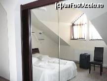 [P04] apartament nr 2 - vila 11 » foto by andreeas
 - 
<span class="allrVoted glyphicon glyphicon-heart hidden" id="av196721"></span>
<a class="m-l-10 hidden" id="sv196721" onclick="voting_Foto_DelVot(,196721,1079)" role="button">șterge vot <span class="glyphicon glyphicon-remove"></span></a>
<a id="v9196721" class=" c-red"  onclick="voting_Foto_SetVot(196721)" role="button"><span class="glyphicon glyphicon-heart-empty"></span> <b>LIKE</b> = Votează poza</a> <img class="hidden"  id="f196721W9" src="/imagini/loader.gif" border="0" /><span class="AjErrMes hidden" id="e196721ErM"></span>