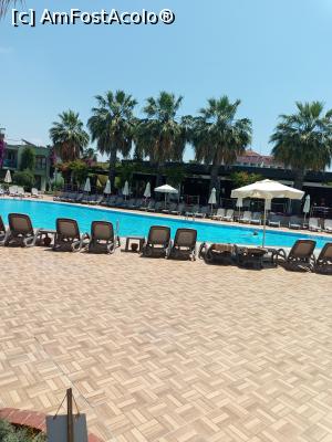 [P16] Una din piscinele de liniște » foto by gianimary
 - 
<span class="allrVoted glyphicon glyphicon-heart hidden" id="av1367842"></span>
<a class="m-l-10 hidden" id="sv1367842" onclick="voting_Foto_DelVot(,1367842,1101)" role="button">șterge vot <span class="glyphicon glyphicon-remove"></span></a>
<a id="v91367842" class=" c-red"  onclick="voting_Foto_SetVot(1367842)" role="button"><span class="glyphicon glyphicon-heart-empty"></span> <b>LIKE</b> = Votează poza</a> <img class="hidden"  id="f1367842W9" src="/imagini/loader.gif" border="0" /><span class="AjErrMes hidden" id="e1367842ErM"></span>