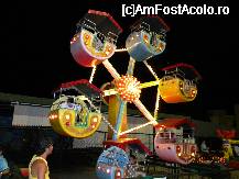 [P24] una dintre atractiile din Lunapark » foto by bitnic
 - 
<span class="allrVoted glyphicon glyphicon-heart hidden" id="av33987"></span>
<a class="m-l-10 hidden" id="sv33987" onclick="voting_Foto_DelVot(,33987,1101)" role="button">șterge vot <span class="glyphicon glyphicon-remove"></span></a>
<a id="v933987" class=" c-red"  onclick="voting_Foto_SetVot(33987)" role="button"><span class="glyphicon glyphicon-heart-empty"></span> <b>LIKE</b> = Votează poza</a> <img class="hidden"  id="f33987W9" src="/imagini/loader.gif" border="0" /><span class="AjErrMes hidden" id="e33987ErM"></span>