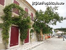 [P12] Casuta in Fiscardo. » foto by maryka
 - 
<span class="allrVoted glyphicon glyphicon-heart hidden" id="av322909"></span>
<a class="m-l-10 hidden" id="sv322909" onclick="voting_Foto_DelVot(,322909,1121)" role="button">șterge vot <span class="glyphicon glyphicon-remove"></span></a>
<a id="v9322909" class=" c-red"  onclick="voting_Foto_SetVot(322909)" role="button"><span class="glyphicon glyphicon-heart-empty"></span> <b>LIKE</b> = Votează poza</a> <img class="hidden"  id="f322909W9" src="/imagini/loader.gif" border="0" /><span class="AjErrMes hidden" id="e322909ErM"></span>