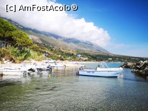 [P20] Micul port dintre plajele Kanali și Lourdata » foto by crismis
 - 
<span class="allrVoted glyphicon glyphicon-heart hidden" id="av1268636"></span>
<a class="m-l-10 hidden" id="sv1268636" onclick="voting_Foto_DelVot(,1268636,1121)" role="button">șterge vot <span class="glyphicon glyphicon-remove"></span></a>
<a id="v91268636" class=" c-red"  onclick="voting_Foto_SetVot(1268636)" role="button"><span class="glyphicon glyphicon-heart-empty"></span> <b>LIKE</b> = Votează poza</a> <img class="hidden"  id="f1268636W9" src="/imagini/loader.gif" border="0" /><span class="AjErrMes hidden" id="e1268636ErM"></span>