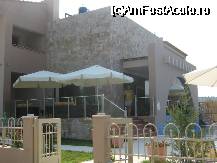 [P05] hotelul in fata » foto by Delphinash
 - 
<span class="allrVoted glyphicon glyphicon-heart hidden" id="av21170"></span>
<a class="m-l-10 hidden" id="sv21170" onclick="voting_Foto_DelVot(,21170,1144)" role="button">șterge vot <span class="glyphicon glyphicon-remove"></span></a>
<a id="v921170" class=" c-red"  onclick="voting_Foto_SetVot(21170)" role="button"><span class="glyphicon glyphicon-heart-empty"></span> <b>LIKE</b> = Votează poza</a> <img class="hidden"  id="f21170W9" src="/imagini/loader.gif" border="0" /><span class="AjErrMes hidden" id="e21170ErM"></span>