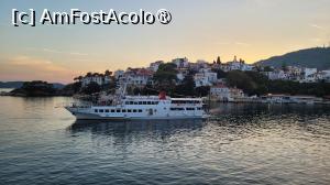 [P17] Skiathos town » foto by vlado2
 - 
<span class="allrVoted glyphicon glyphicon-heart hidden" id="av1520343"></span>
<a class="m-l-10 hidden" id="sv1520343" onclick="voting_Foto_DelVot(,1520343,1166)" role="button">șterge vot <span class="glyphicon glyphicon-remove"></span></a>
<a id="v91520343" class=" c-red"  onclick="voting_Foto_SetVot(1520343)" role="button"><span class="glyphicon glyphicon-heart-empty"></span> <b>LIKE</b> = Votează poza</a> <img class="hidden"  id="f1520343W9" src="/imagini/loader.gif" border="0" /><span class="AjErrMes hidden" id="e1520343ErM"></span>