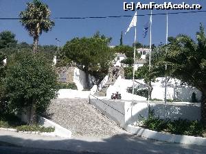 [P16] In apropierea orasului, Skiathos, apar si hotelurile de lux » foto by dorgo
 - 
<span class="allrVoted glyphicon glyphicon-heart hidden" id="av641294"></span>
<a class="m-l-10 hidden" id="sv641294" onclick="voting_Foto_DelVot(,641294,1166)" role="button">șterge vot <span class="glyphicon glyphicon-remove"></span></a>
<a id="v9641294" class=" c-red"  onclick="voting_Foto_SetVot(641294)" role="button"><span class="glyphicon glyphicon-heart-empty"></span> <b>LIKE</b> = Votează poza</a> <img class="hidden"  id="f641294W9" src="/imagini/loader.gif" border="0" /><span class="AjErrMes hidden" id="e641294ErM"></span>