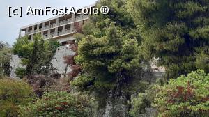 [P20] Cetatea Akronafplia și hotelul Pallas » foto by Carmen Ion
 - 
<span class="allrVoted glyphicon glyphicon-heart hidden" id="av1270097"></span>
<a class="m-l-10 hidden" id="sv1270097" onclick="voting_Foto_DelVot(,1270097,1167)" role="button">șterge vot <span class="glyphicon glyphicon-remove"></span></a>
<a id="v91270097" class=" c-red"  onclick="voting_Foto_SetVot(1270097)" role="button"><span class="glyphicon glyphicon-heart-empty"></span> <b>LIKE</b> = Votează poza</a> <img class="hidden"  id="f1270097W9" src="/imagini/loader.gif" border="0" /><span class="AjErrMes hidden" id="e1270097ErM"></span>