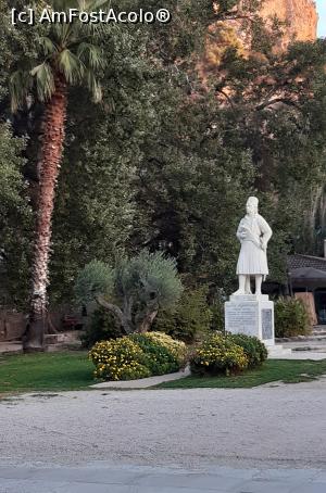 [P53] Statuia lui Staikos Staikopoulos » foto by Carmen Ion
 - 
<span class="allrVoted glyphicon glyphicon-heart hidden" id="av1270165"></span>
<a class="m-l-10 hidden" id="sv1270165" onclick="voting_Foto_DelVot(,1270165,1167)" role="button">șterge vot <span class="glyphicon glyphicon-remove"></span></a>
<a id="v91270165" class=" c-red"  onclick="voting_Foto_SetVot(1270165)" role="button"><span class="glyphicon glyphicon-heart-empty"></span> <b>LIKE</b> = Votează poza</a> <img class="hidden"  id="f1270165W9" src="/imagini/loader.gif" border="0" /><span class="AjErrMes hidden" id="e1270165ErM"></span>