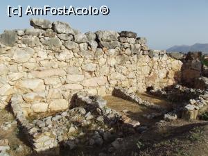 [P17] Camere din casele de est de la Tirint » foto by irinad
 - 
<span class="allrVoted glyphicon glyphicon-heart hidden" id="av844342"></span>
<a class="m-l-10 hidden" id="sv844342" onclick="voting_Foto_DelVot(,844342,1167)" role="button">șterge vot <span class="glyphicon glyphicon-remove"></span></a>
<a id="v9844342" class=" c-red"  onclick="voting_Foto_SetVot(844342)" role="button"><span class="glyphicon glyphicon-heart-empty"></span> <b>LIKE</b> = Votează poza</a> <img class="hidden"  id="f844342W9" src="/imagini/loader.gif" border="0" /><span class="AjErrMes hidden" id="e844342ErM"></span>