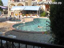 [P04] piscinele hotelului si pool-barul (in fundal). » foto by Dragoș_MD
 - 
<span class="allrVoted glyphicon glyphicon-heart hidden" id="av47428"></span>
<a class="m-l-10 hidden" id="sv47428" onclick="voting_Foto_DelVot(,47428,1193)" role="button">șterge vot <span class="glyphicon glyphicon-remove"></span></a>
<a id="v947428" class=" c-red"  onclick="voting_Foto_SetVot(47428)" role="button"><span class="glyphicon glyphicon-heart-empty"></span> <b>LIKE</b> = Votează poza</a> <img class="hidden"  id="f47428W9" src="/imagini/loader.gif" border="0" /><span class="AjErrMes hidden" id="e47428ErM"></span>
