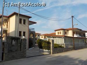[P02] Argo Hotel - una dintre porțile de acces cu auto » foto by Dragoș_MD
 - 
<span class="allrVoted glyphicon glyphicon-heart hidden" id="av793306"></span>
<a class="m-l-10 hidden" id="sv793306" onclick="voting_Foto_DelVot(,793306,1193)" role="button">șterge vot <span class="glyphicon glyphicon-remove"></span></a>
<a id="v9793306" class=" c-red"  onclick="voting_Foto_SetVot(793306)" role="button"><span class="glyphicon glyphicon-heart-empty"></span> <b>LIKE</b> = Votează poza</a> <img class="hidden"  id="f793306W9" src="/imagini/loader.gif" border="0" /><span class="AjErrMes hidden" id="e793306ErM"></span>