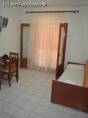 [P07] Argo Hotel - chicineta » foto by Dragoș_MD
 - 
<span class="allrVoted glyphicon glyphicon-heart hidden" id="av793313"></span>
<a class="m-l-10 hidden" id="sv793313" onclick="voting_Foto_DelVot(,793313,1193)" role="button">șterge vot <span class="glyphicon glyphicon-remove"></span></a>
<a id="v9793313" class=" c-red"  onclick="voting_Foto_SetVot(793313)" role="button"><span class="glyphicon glyphicon-heart-empty"></span> <b>LIKE</b> = Votează poza</a> <img class="hidden"  id="f793313W9" src="/imagini/loader.gif" border="0" /><span class="AjErrMes hidden" id="e793313ErM"></span>