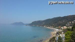 [P55] Vedere de la barul de pe plajă: mare, munte, soare, vegetaţie frumoasă...  » foto by gettyy
 - 
<span class="allrVoted glyphicon glyphicon-heart hidden" id="av666556"></span>
<a class="m-l-10 hidden" id="sv666556" onclick="voting_Foto_DelVot(,666556,1198)" role="button">șterge vot <span class="glyphicon glyphicon-remove"></span></a>
<a id="v9666556" class=" c-red"  onclick="voting_Foto_SetVot(666556)" role="button"><span class="glyphicon glyphicon-heart-empty"></span> <b>LIKE</b> = Votează poza</a> <img class="hidden"  id="f666556W9" src="/imagini/loader.gif" border="0" /><span class="AjErrMes hidden" id="e666556ErM"></span>