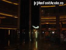 [P15] holul de la receptie si unul dintre lifturi » foto by blueray21
 - 
<span class="allrVoted glyphicon glyphicon-heart hidden" id="av141851"></span>
<a class="m-l-10 hidden" id="sv141851" onclick="voting_Foto_DelVot(,141851,1223)" role="button">șterge vot <span class="glyphicon glyphicon-remove"></span></a>
<a id="v9141851" class=" c-red"  onclick="voting_Foto_SetVot(141851)" role="button"><span class="glyphicon glyphicon-heart-empty"></span> <b>LIKE</b> = Votează poza</a> <img class="hidden"  id="f141851W9" src="/imagini/loader.gif" border="0" /><span class="AjErrMes hidden" id="e141851ErM"></span>