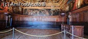 [P56] Sala Consiliului celor Zece (Sala del Consiglio dei Dieci) » foto by irinad
 - 
<span class="allrVoted glyphicon glyphicon-heart hidden" id="av1477348"></span>
<a class="m-l-10 hidden" id="sv1477348" onclick="voting_Foto_DelVot(,1477348,1229)" role="button">șterge vot <span class="glyphicon glyphicon-remove"></span></a>
<a id="v91477348" class=" c-red"  onclick="voting_Foto_SetVot(1477348)" role="button"><span class="glyphicon glyphicon-heart-empty"></span> <b>LIKE</b> = Votează poza</a> <img class="hidden"  id="f1477348W9" src="/imagini/loader.gif" border="0" /><span class="AjErrMes hidden" id="e1477348ErM"></span>