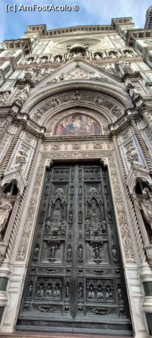[P03] Catedrala Santa Maria del Fiore - fațada. » foto by tata123 🔱
 - 
<span class="allrVoted glyphicon glyphicon-heart hidden" id="av1502162"></span>
<a class="m-l-10 hidden" id="sv1502162" onclick="voting_Foto_DelVot(,1502162,1230)" role="button">șterge vot <span class="glyphicon glyphicon-remove"></span></a>
<a id="v91502162" class=" c-red"  onclick="voting_Foto_SetVot(1502162)" role="button"><span class="glyphicon glyphicon-heart-empty"></span> <b>LIKE</b> = Votează poza</a> <img class="hidden"  id="f1502162W9" src="/imagini/loader.gif" border="0" /><span class="AjErrMes hidden" id="e1502162ErM"></span>