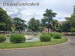 [P10] Piazza Bra - Fontana delle Alpi » foto by Carmen Ion
 - 
<span class="allrVoted glyphicon glyphicon-heart hidden" id="av1547915"></span>
<a class="m-l-10 hidden" id="sv1547915" onclick="voting_Foto_DelVot(,1547915,1233)" role="button">șterge vot <span class="glyphicon glyphicon-remove"></span></a>
<a id="v91547915" class=" c-red"  onclick="voting_Foto_SetVot(1547915)" role="button"><span class="glyphicon glyphicon-heart-empty"></span> <b>LIKE</b> = Votează poza</a> <img class="hidden"  id="f1547915W9" src="/imagini/loader.gif" border="0" /><span class="AjErrMes hidden" id="e1547915ErM"></span>