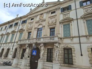 [P14] Palazzo Orti Manara » foto by Carmen Ion
 - 
<span class="allrVoted glyphicon glyphicon-heart hidden" id="av1547919"></span>
<a class="m-l-10 hidden" id="sv1547919" onclick="voting_Foto_DelVot(,1547919,1233)" role="button">șterge vot <span class="glyphicon glyphicon-remove"></span></a>
<a id="v91547919" class=" c-red"  onclick="voting_Foto_SetVot(1547919)" role="button"><span class="glyphicon glyphicon-heart-empty"></span> <b>LIKE</b> = Votează poza</a> <img class="hidden"  id="f1547919W9" src="/imagini/loader.gif" border="0" /><span class="AjErrMes hidden" id="e1547919ErM"></span>