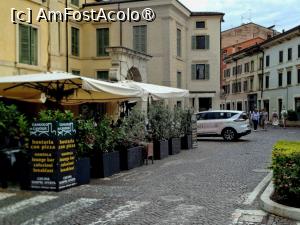 [P19] Piazza Pasque Ceronesi cu Arco dei Gavi în fundal » foto by Carmen Ion
 - 
<span class="allrVoted glyphicon glyphicon-heart hidden" id="av1547924"></span>
<a class="m-l-10 hidden" id="sv1547924" onclick="voting_Foto_DelVot(,1547924,1233)" role="button">șterge vot <span class="glyphicon glyphicon-remove"></span></a>
<a id="v91547924" class=" c-red"  onclick="voting_Foto_SetVot(1547924)" role="button"><span class="glyphicon glyphicon-heart-empty"></span> <b>LIKE</b> = Votează poza</a> <img class="hidden"  id="f1547924W9" src="/imagini/loader.gif" border="0" /><span class="AjErrMes hidden" id="e1547924ErM"></span>