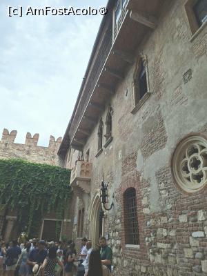[P75] Casa Julietei » foto by Carmen Ion
 - 
<span class="allrVoted glyphicon glyphicon-heart hidden" id="av1547980"></span>
<a class="m-l-10 hidden" id="sv1547980" onclick="voting_Foto_DelVot(,1547980,1233)" role="button">șterge vot <span class="glyphicon glyphicon-remove"></span></a>
<a id="v91547980" class=" c-red"  onclick="voting_Foto_SetVot(1547980)" role="button"><span class="glyphicon glyphicon-heart-empty"></span> <b>LIKE</b> = Votează poza</a> <img class="hidden"  id="f1547980W9" src="/imagini/loader.gif" border="0" /><span class="AjErrMes hidden" id="e1547980ErM"></span>
