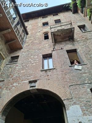 [P79] Casa Julietei » foto by Carmen Ion
 - 
<span class="allrVoted glyphicon glyphicon-heart hidden" id="av1547984"></span>
<a class="m-l-10 hidden" id="sv1547984" onclick="voting_Foto_DelVot(,1547984,1233)" role="button">șterge vot <span class="glyphicon glyphicon-remove"></span></a>
<a id="v91547984" class=" c-red"  onclick="voting_Foto_SetVot(1547984)" role="button"><span class="glyphicon glyphicon-heart-empty"></span> <b>LIKE</b> = Votează poza</a> <img class="hidden"  id="f1547984W9" src="/imagini/loader.gif" border="0" /><span class="AjErrMes hidden" id="e1547984ErM"></span>