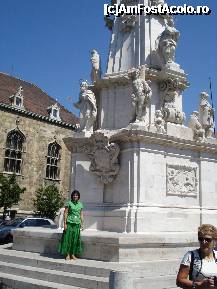 [P16] Statuie in Piata Trinitatii. » foto by lucsim
 - 
<span class="allrVoted glyphicon glyphicon-heart hidden" id="av230113"></span>
<a class="m-l-10 hidden" id="sv230113" onclick="voting_Foto_DelVot(,230113,1275)" role="button">șterge vot <span class="glyphicon glyphicon-remove"></span></a>
<a id="v9230113" class=" c-red"  onclick="voting_Foto_SetVot(230113)" role="button"><span class="glyphicon glyphicon-heart-empty"></span> <b>LIKE</b> = Votează poza</a> <img class="hidden"  id="f230113W9" src="/imagini/loader.gif" border="0" /><span class="AjErrMes hidden" id="e230113ErM"></span>