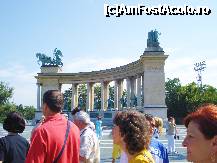 [P02] Coloanele din dreapta obeliscului cu statuile domnitorilor habsburgi (din totalul de 14, 7 sunt domnitori ai Transilvaniei). » foto by lucsim
 - 
<span class="allrVoted glyphicon glyphicon-heart hidden" id="av230132"></span>
<a class="m-l-10 hidden" id="sv230132" onclick="voting_Foto_DelVot(,230132,1275)" role="button">șterge vot <span class="glyphicon glyphicon-remove"></span></a>
<a id="v9230132" class=" c-red"  onclick="voting_Foto_SetVot(230132)" role="button"><span class="glyphicon glyphicon-heart-empty"></span> <b>LIKE</b> = Votează poza</a> <img class="hidden"  id="f230132W9" src="/imagini/loader.gif" border="0" /><span class="AjErrMes hidden" id="e230132ErM"></span>