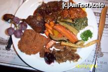 [P33] Daca e Budapesta, e Trofea Grill! » foto by Alina53
 - 
<span class="allrVoted glyphicon glyphicon-heart hidden" id="av173719"></span>
<a class="m-l-10 hidden" id="sv173719" onclick="voting_Foto_DelVot(,173719,1275)" role="button">șterge vot <span class="glyphicon glyphicon-remove"></span></a>
<a id="v9173719" class=" c-red"  onclick="voting_Foto_SetVot(173719)" role="button"><span class="glyphicon glyphicon-heart-empty"></span> <b>LIKE</b> = Votează poza</a> <img class="hidden"  id="f173719W9" src="/imagini/loader.gif" border="0" /><span class="AjErrMes hidden" id="e173719ErM"></span>