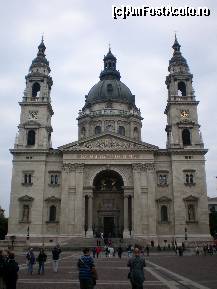 [P01] Budapesta - Basilica Sf Stefan. » foto by presario
 - 
<span class="allrVoted glyphicon glyphicon-heart hidden" id="av141897"></span>
<a class="m-l-10 hidden" id="sv141897" onclick="voting_Foto_DelVot(,141897,1275)" role="button">șterge vot <span class="glyphicon glyphicon-remove"></span></a>
<a id="v9141897" class=" c-red"  onclick="voting_Foto_SetVot(141897)" role="button"><span class="glyphicon glyphicon-heart-empty"></span> <b>LIKE</b> = Votează poza</a> <img class="hidden"  id="f141897W9" src="/imagini/loader.gif" border="0" /><span class="AjErrMes hidden" id="e141897ErM"></span>