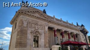 [P14] Fata in fata cu manastirea se afla <strong>Casa garzii</strong>, in care, la parter au fost create si doua sali de evenimente, numite dupa primul si al doilea capitan al garzii de corp nobiliare maghiare, Lip&oacute;t P&aacute;lffy si contele Mikl&oacute;s Esterh&aacute;zy, aceasta din urma functionand si ca o cafenea. » foto by geani anto
 - 
<span class="allrVoted glyphicon glyphicon-heart hidden" id="av1330718"></span>
<a class="m-l-10 hidden" id="sv1330718" onclick="voting_Foto_DelVot(,1330718,1275)" role="button">șterge vot <span class="glyphicon glyphicon-remove"></span></a>
<a id="v91330718" class=" c-red"  onclick="voting_Foto_SetVot(1330718)" role="button"><span class="glyphicon glyphicon-heart-empty"></span> <b>LIKE</b> = Votează poza</a> <img class="hidden"  id="f1330718W9" src="/imagini/loader.gif" border="0" /><span class="AjErrMes hidden" id="e1330718ErM"></span>