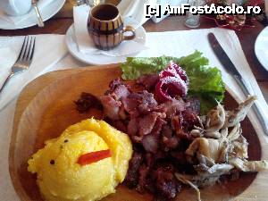 [P15] pastrama de oaie haiduceasca » foto by bullterier
 - 
<span class="allrVoted glyphicon glyphicon-heart hidden" id="av488408"></span>
<a class="m-l-10 hidden" id="sv488408" onclick="voting_Foto_DelVot(,488408,1282)" role="button">șterge vot <span class="glyphicon glyphicon-remove"></span></a>
<a id="v9488408" class=" c-red"  onclick="voting_Foto_SetVot(488408)" role="button"><span class="glyphicon glyphicon-heart-empty"></span> <b>LIKE</b> = Votează poza</a> <img class="hidden"  id="f488408W9" src="/imagini/loader.gif" border="0" /><span class="AjErrMes hidden" id="e488408ErM"></span>