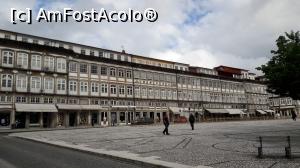 [P01] Piața Toural, chiar la intrarea în centrul istoric din Guimaraes » foto by lorenieb
 - 
<span class="allrVoted glyphicon glyphicon-heart hidden" id="av753277"></span>
<a class="m-l-10 hidden" id="sv753277" onclick="voting_Foto_DelVot(,753277,1546)" role="button">șterge vot <span class="glyphicon glyphicon-remove"></span></a>
<a id="v9753277" class=" c-red"  onclick="voting_Foto_SetVot(753277)" role="button"><span class="glyphicon glyphicon-heart-empty"></span> <b>LIKE</b> = Votează poza</a> <img class="hidden"  id="f753277W9" src="/imagini/loader.gif" border="0" /><span class="AjErrMes hidden" id="e753277ErM"></span>