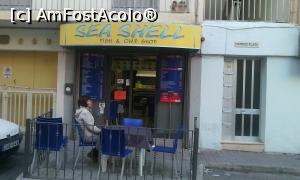 [P27] Fast food Sea Shell Qawra, singurul local unde am făcut consumație în sejurul maltez » foto by FlorinAndrei
 - 
<span class="allrVoted glyphicon glyphicon-heart hidden" id="av726106"></span>
<a class="m-l-10 hidden" id="sv726106" onclick="voting_Foto_DelVot(,726106,1558)" role="button">șterge vot <span class="glyphicon glyphicon-remove"></span></a>
<a id="v9726106" class=" c-red"  onclick="voting_Foto_SetVot(726106)" role="button"><span class="glyphicon glyphicon-heart-empty"></span> <b>LIKE</b> = Votează poza</a> <img class="hidden"  id="f726106W9" src="/imagini/loader.gif" border="0" /><span class="AjErrMes hidden" id="e726106ErM"></span>