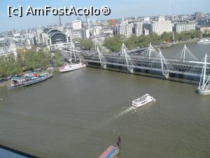 [P11] 11. Podul „Jubilee Bridge” și gara „Charing Cross. ” În planul doi se vede turnul televiziunii britanice.  » foto by doinafil
 - 
<span class="allrVoted glyphicon glyphicon-heart hidden" id="av792720"></span>
<a class="m-l-10 hidden" id="sv792720" onclick="voting_Foto_DelVot(,792720,1570)" role="button">șterge vot <span class="glyphicon glyphicon-remove"></span></a>
<a id="v9792720" class=" c-red"  onclick="voting_Foto_SetVot(792720)" role="button"><span class="glyphicon glyphicon-heart-empty"></span> <b>LIKE</b> = Votează poza</a> <img class="hidden"  id="f792720W9" src="/imagini/loader.gif" border="0" /><span class="AjErrMes hidden" id="e792720ErM"></span>