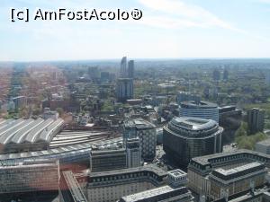 [P15] 15. În centru, dreapta, „Westminster Park Plaza” și, în planul doi turnul „Strata”.  » foto by doinafil
 - 
<span class="allrVoted glyphicon glyphicon-heart hidden" id="av792725"></span>
<a class="m-l-10 hidden" id="sv792725" onclick="voting_Foto_DelVot(,792725,1570)" role="button">șterge vot <span class="glyphicon glyphicon-remove"></span></a>
<a id="v9792725" class=" c-red"  onclick="voting_Foto_SetVot(792725)" role="button"><span class="glyphicon glyphicon-heart-empty"></span> <b>LIKE</b> = Votează poza</a> <img class="hidden"  id="f792725W9" src="/imagini/loader.gif" border="0" /><span class="AjErrMes hidden" id="e792725ErM"></span>