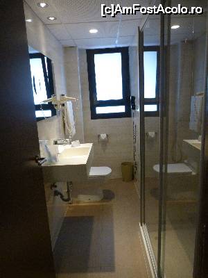 [P02] Baia - ingusta dar lunga » foto by plummy
 - 
<span class="allrVoted glyphicon glyphicon-heart hidden" id="av700805"></span>
<a class="m-l-10 hidden" id="sv700805" onclick="voting_Foto_DelVot(,700805,1578)" role="button">șterge vot <span class="glyphicon glyphicon-remove"></span></a>
<a id="v9700805" class=" c-red"  onclick="voting_Foto_SetVot(700805)" role="button"><span class="glyphicon glyphicon-heart-empty"></span> <b>LIKE</b> = Votează poza</a> <img class="hidden"  id="f700805W9" src="/imagini/loader.gif" border="0" /><span class="AjErrMes hidden" id="e700805ErM"></span>