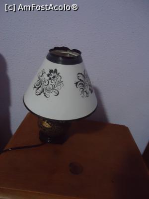 [P09] mobilier deteriorat » foto by VOIAJ
 - 
<span class="allrVoted glyphicon glyphicon-heart hidden" id="av833837"></span>
<a class="m-l-10 hidden" id="sv833837" onclick="voting_Foto_DelVot(,833837,1592)" role="button">șterge vot <span class="glyphicon glyphicon-remove"></span></a>
<a id="v9833837" class=" c-red"  onclick="voting_Foto_SetVot(833837)" role="button"><span class="glyphicon glyphicon-heart-empty"></span> <b>LIKE</b> = Votează poza</a> <img class="hidden"  id="f833837W9" src="/imagini/loader.gif" border="0" /><span class="AjErrMes hidden" id="e833837ErM"></span>
