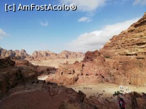 [P10] Petra văzută de la cea mai mare altitudine » foto by Marius 72
 - 
<span class="allrVoted glyphicon glyphicon-heart hidden" id="av1151928"></span>
<a class="m-l-10 hidden" id="sv1151928" onclick="voting_Foto_DelVot(,1151928,1615)" role="button">șterge vot <span class="glyphicon glyphicon-remove"></span></a>
<a id="v91151928" class=" c-red"  onclick="voting_Foto_SetVot(1151928)" role="button"><span class="glyphicon glyphicon-heart-empty"></span> <b>LIKE</b> = Votează poza</a> <img class="hidden"  id="f1151928W9" src="/imagini/loader.gif" border="0" /><span class="AjErrMes hidden" id="e1151928ErM"></span>
