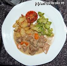 [P41]  -- <small>// FĂRĂ DESCRIERE</small> » foto by maxIC
 - 
<span class="allrVoted glyphicon glyphicon-heart hidden" id="av334193"></span>
<a class="m-l-10 hidden" id="sv334193" onclick="voting_Foto_DelVot(,334193,1628)" role="button">șterge vot <span class="glyphicon glyphicon-remove"></span></a>
<a id="v9334193" class=" c-red"  onclick="voting_Foto_SetVot(334193)" role="button"><span class="glyphicon glyphicon-heart-empty"></span> <b>LIKE</b> = Votează poza</a> <img class="hidden"  id="f334193W9" src="/imagini/loader.gif" border="0" /><span class="AjErrMes hidden" id="e334193ErM"></span>