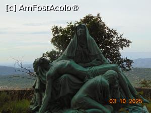 [P43] biserica Saint Marie-Magdaleine » foto by Yolanda
 - 
<span class="allrVoted glyphicon glyphicon-heart hidden" id="av1503592"></span>
<a class="m-l-10 hidden" id="sv1503592" onclick="voting_Foto_DelVot(,1503592,1628)" role="button">șterge vot <span class="glyphicon glyphicon-remove"></span></a>
<a id="v91503592" class=" c-red"  onclick="voting_Foto_SetVot(1503592)" role="button"><span class="glyphicon glyphicon-heart-empty"></span> <b>LIKE</b> = Votează poza</a> <img class="hidden"  id="f1503592W9" src="/imagini/loader.gif" border="0" /><span class="AjErrMes hidden" id="e1503592ErM"></span>