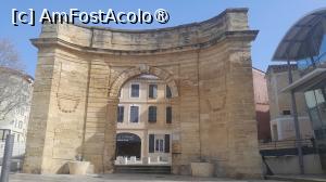 [P03] poarta Arles » foto by Yolanda
 - 
<span class="allrVoted glyphicon glyphicon-heart hidden" id="av1525229"></span>
<a class="m-l-10 hidden" id="sv1525229" onclick="voting_Foto_DelVot(,1525229,1628)" role="button">șterge vot <span class="glyphicon glyphicon-remove"></span></a>
<a id="v91525229" class=" c-red"  onclick="voting_Foto_SetVot(1525229)" role="button"><span class="glyphicon glyphicon-heart-empty"></span> <b>LIKE</b> = Votează poza</a> <img class="hidden"  id="f1525229W9" src="/imagini/loader.gif" border="0" /><span class="AjErrMes hidden" id="e1525229ErM"></span>