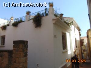 [P52] centrul vechi, stradute înguste, cladii cu obloane vechi » foto by Yolanda
 - 
<span class="allrVoted glyphicon glyphicon-heart hidden" id="av1525278"></span>
<a class="m-l-10 hidden" id="sv1525278" onclick="voting_Foto_DelVot(,1525278,1628)" role="button">șterge vot <span class="glyphicon glyphicon-remove"></span></a>
<a id="v91525278" class=" c-red"  onclick="voting_Foto_SetVot(1525278)" role="button"><span class="glyphicon glyphicon-heart-empty"></span> <b>LIKE</b> = Votează poza</a> <img class="hidden"  id="f1525278W9" src="/imagini/loader.gif" border="0" /><span class="AjErrMes hidden" id="e1525278ErM"></span>