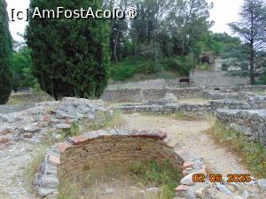 [P27] zona Casa cu foisor » foto by Yolanda
 - 
<span class="allrVoted glyphicon glyphicon-heart hidden" id="av1525700"></span>
<a class="m-l-10 hidden" id="sv1525700" onclick="voting_Foto_DelVot(,1525700,1628)" role="button">șterge vot <span class="glyphicon glyphicon-remove"></span></a>
<a id="v91525700" class=" c-red"  onclick="voting_Foto_SetVot(1525700)" role="button"><span class="glyphicon glyphicon-heart-empty"></span> <b>LIKE</b> = Votează poza</a> <img class="hidden"  id="f1525700W9" src="/imagini/loader.gif" border="0" /><span class="AjErrMes hidden" id="e1525700ErM"></span>