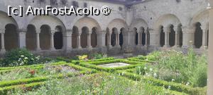 [P23] gradina din mijlocul manastirii » foto by Yolanda
 - 
<span class="allrVoted glyphicon glyphicon-heart hidden" id="av1548118"></span>
<a class="m-l-10 hidden" id="sv1548118" onclick="voting_Foto_DelVot(,1548118,1628)" role="button">șterge vot <span class="glyphicon glyphicon-remove"></span></a>
<a id="v91548118" class=" c-red"  onclick="voting_Foto_SetVot(1548118)" role="button"><span class="glyphicon glyphicon-heart-empty"></span> <b>LIKE</b> = Votează poza</a> <img class="hidden"  id="f1548118W9" src="/imagini/loader.gif" border="0" /><span class="AjErrMes hidden" id="e1548118ErM"></span>