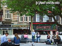 [P05] Amsterdam - fiecare servea ce putea, unii mincarica altii o tigarica » foto by kmy
 - 
<span class="allrVoted glyphicon glyphicon-heart hidden" id="av212865"></span>
<a class="m-l-10 hidden" id="sv212865" onclick="voting_Foto_DelVot(,212865,1639)" role="button">șterge vot <span class="glyphicon glyphicon-remove"></span></a>
<a id="v9212865" class=" c-red"  onclick="voting_Foto_SetVot(212865)" role="button"><span class="glyphicon glyphicon-heart-empty"></span> <b>LIKE</b> = Votează poza</a> <img class="hidden"  id="f212865W9" src="/imagini/loader.gif" border="0" /><span class="AjErrMes hidden" id="e212865ErM"></span>