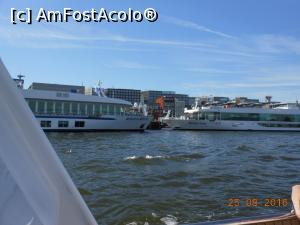 [P52] Amsterdam - » foto by iulianic
 - 
<span class="allrVoted glyphicon glyphicon-heart hidden" id="av826081"></span>
<a class="m-l-10 hidden" id="sv826081" onclick="voting_Foto_DelVot(,826081,1639)" role="button">șterge vot <span class="glyphicon glyphicon-remove"></span></a>
<a id="v9826081" class=" c-red"  onclick="voting_Foto_SetVot(826081)" role="button"><span class="glyphicon glyphicon-heart-empty"></span> <b>LIKE</b> = Votează poza</a> <img class="hidden"  id="f826081W9" src="/imagini/loader.gif" border="0" /><span class="AjErrMes hidden" id="e826081ErM"></span>