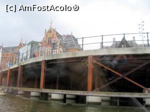 [P22] Pe canale sub un pod » foto by Michi
 - 
<span class="allrVoted glyphicon glyphicon-heart hidden" id="av1162948"></span>
<a class="m-l-10 hidden" id="sv1162948" onclick="voting_Foto_DelVot(,1162948,1639)" role="button">șterge vot <span class="glyphicon glyphicon-remove"></span></a>
<a id="v91162948" class=" c-red"  onclick="voting_Foto_SetVot(1162948)" role="button"><span class="glyphicon glyphicon-heart-empty"></span> <b>LIKE</b> = Votează poza</a> <img class="hidden"  id="f1162948W9" src="/imagini/loader.gif" border="0" /><span class="AjErrMes hidden" id="e1162948ErM"></span>