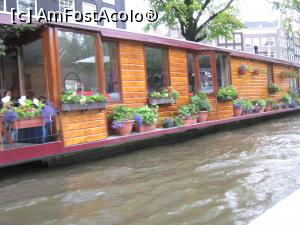 [P30] Locuinţă pe canal ,cu flori » foto by Michi
 - 
<span class="allrVoted glyphicon glyphicon-heart hidden" id="av1162956"></span>
<a class="m-l-10 hidden" id="sv1162956" onclick="voting_Foto_DelVot(,1162956,1639)" role="button">șterge vot <span class="glyphicon glyphicon-remove"></span></a>
<a id="v91162956" class=" c-red"  onclick="voting_Foto_SetVot(1162956)" role="button"><span class="glyphicon glyphicon-heart-empty"></span> <b>LIKE</b> = Votează poza</a> <img class="hidden"  id="f1162956W9" src="/imagini/loader.gif" border="0" /><span class="AjErrMes hidden" id="e1162956ErM"></span>