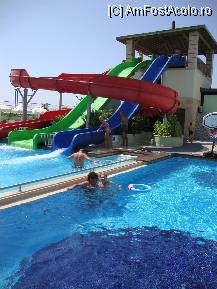 [P06] si piscina pentru cei mari » foto by michaella
 - 
<span class="allrVoted glyphicon glyphicon-heart hidden" id="av12339"></span>
<a class="m-l-10 hidden" id="sv12339" onclick="voting_Foto_DelVot(,12339,1683)" role="button">șterge vot <span class="glyphicon glyphicon-remove"></span></a>
<a id="v912339" class=" c-red"  onclick="voting_Foto_SetVot(12339)" role="button"><span class="glyphicon glyphicon-heart-empty"></span> <b>LIKE</b> = Votează poza</a> <img class="hidden"  id="f12339W9" src="/imagini/loader.gif" border="0" /><span class="AjErrMes hidden" id="e12339ErM"></span>